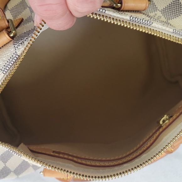 *SOLD* Louis Vuitton Speedy Bandouliere 25 - Picture 7 of 12